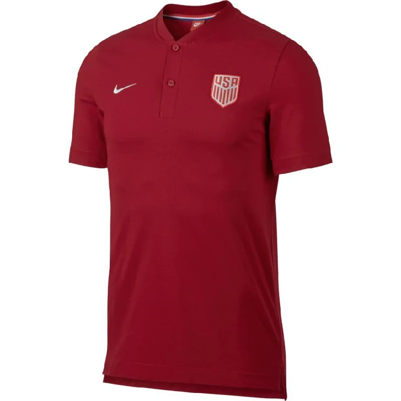 Classic polo shirtNIKE U.S. Men's Soccer Polo - Red