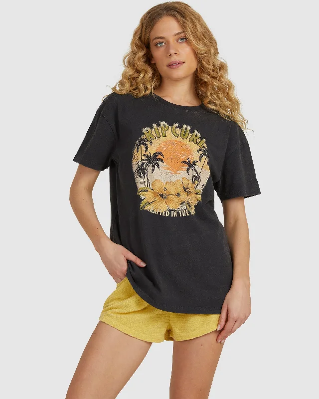 Off-Shoulder T-ShirtsWOMENS SUNCHASER T-SHIRT