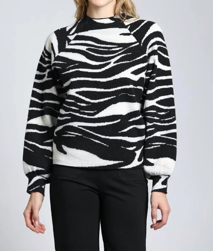 Graphic Knit TopsZebra Print Sweater In Black/white