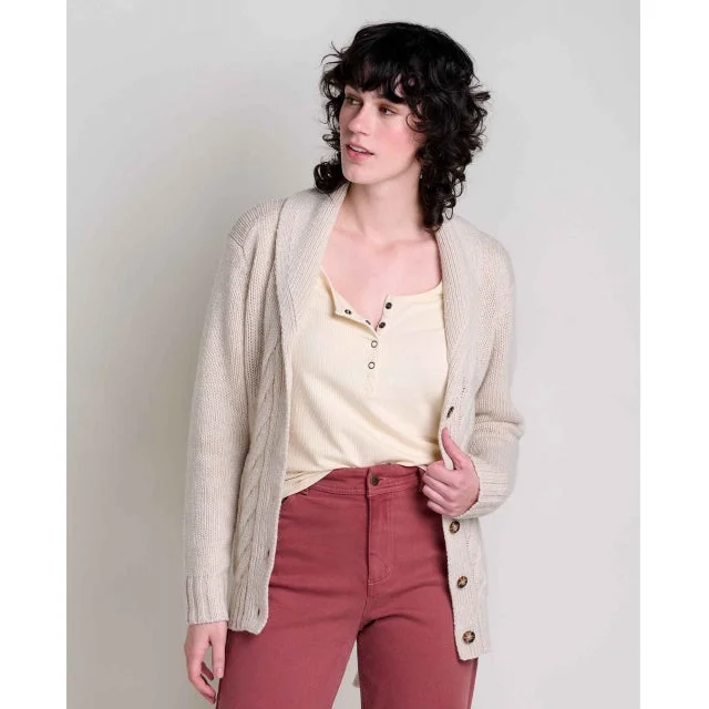 Women's Ginn Cable CardiganSmart cardigan